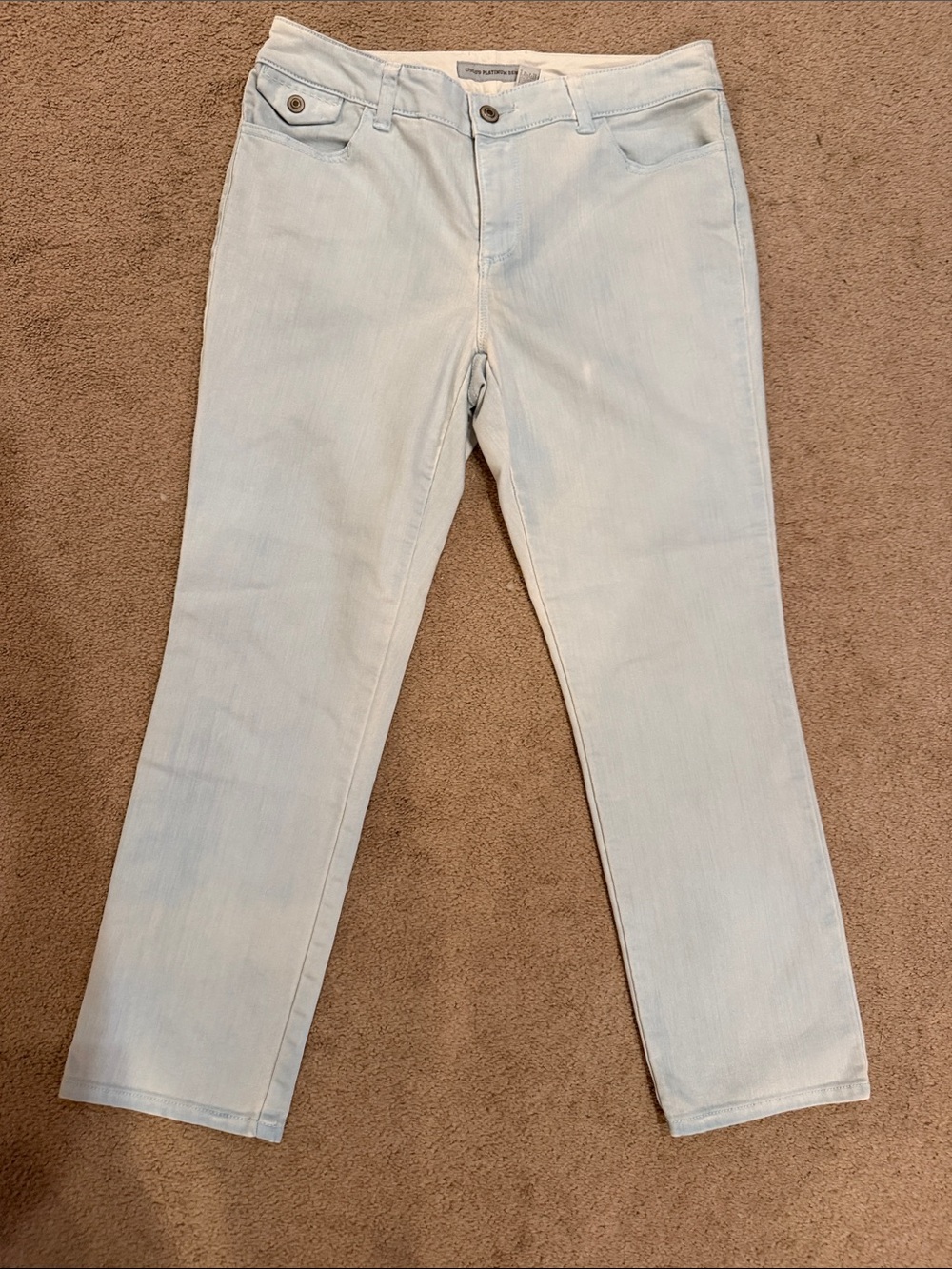 Chico's platinum Ultimate Fit Denim Light Blue Slim Capri Jeans 8